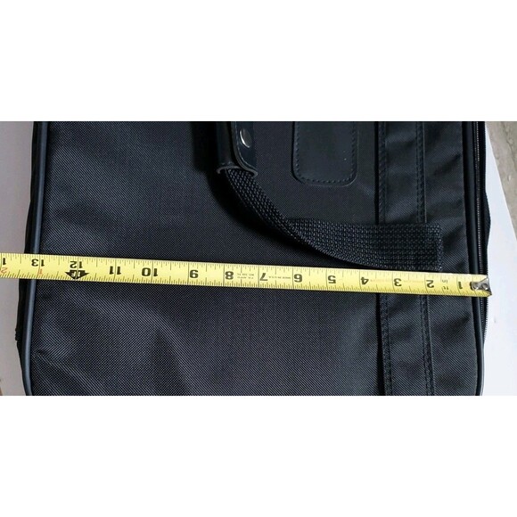 Samsonite 20" Business Carry-On Laptop Bag with Strap & Handle 3 compartments - Picture 5 of 5